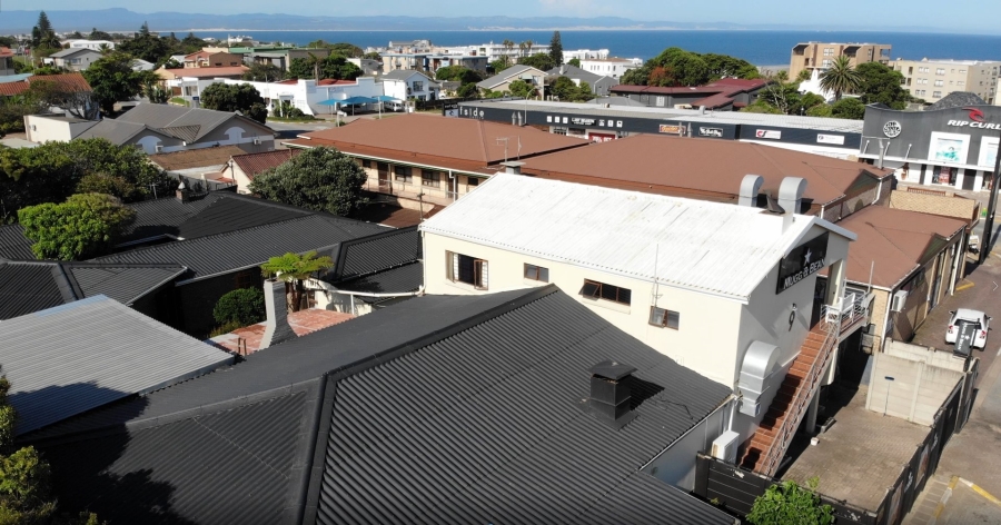 9 Bedroom Property for Sale in Jeffreys Bay Central Eastern Cape